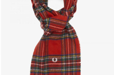 Fred Perry classic wool tartan scarves