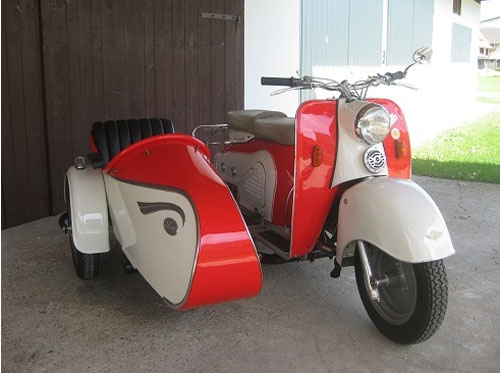 Vintage scooter being auctioned on eBay