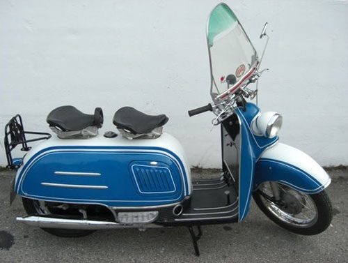 Vintage scooter being auctioned on eBay
