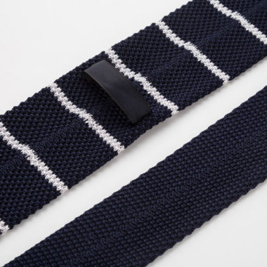 Silk knitted ties at Uniqlo now available