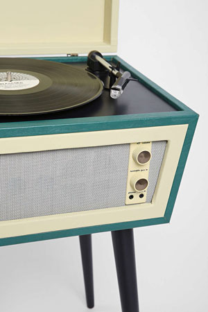 UO X Crosley Sterling record player