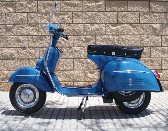 Fully restored 1969 Spanish Vespa 160