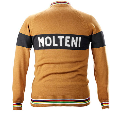 Vintage-style winter cycling tops by Magliamo