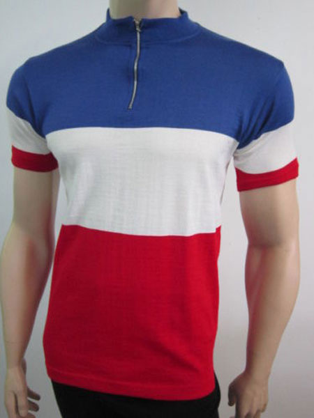 Affordable vintage cycling tops by 3M Caverni