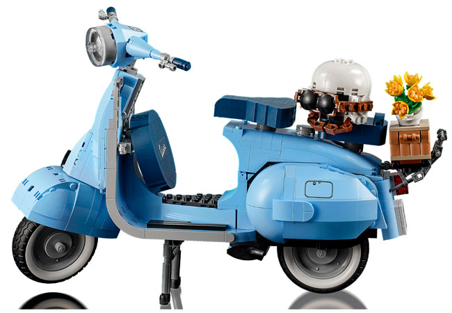 1960s Vespa 125 Lego set now available