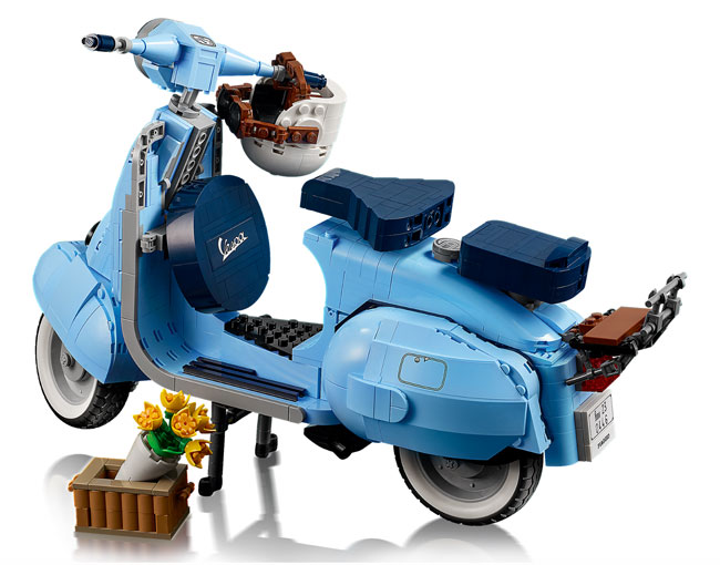 1960s Vespa 125 Lego set now available