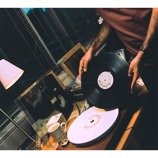 Fred Perry x Pro-Ject record decks