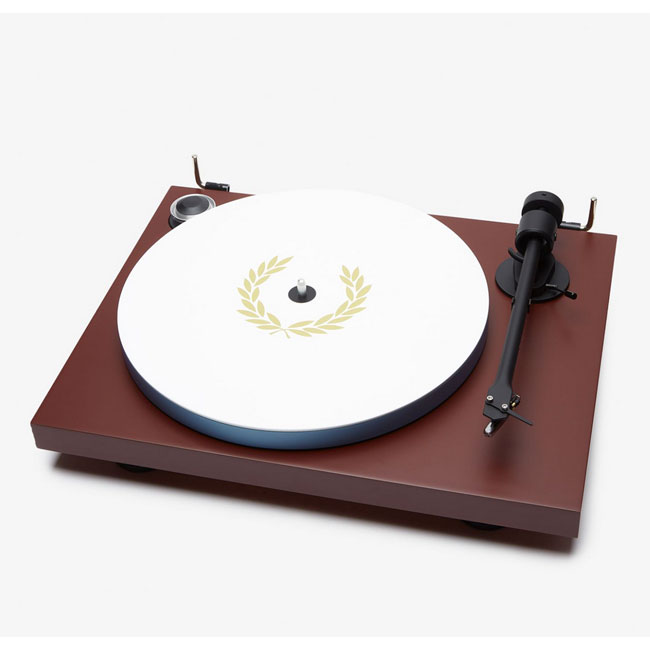 Fred Perry x Pro-Ject record decks